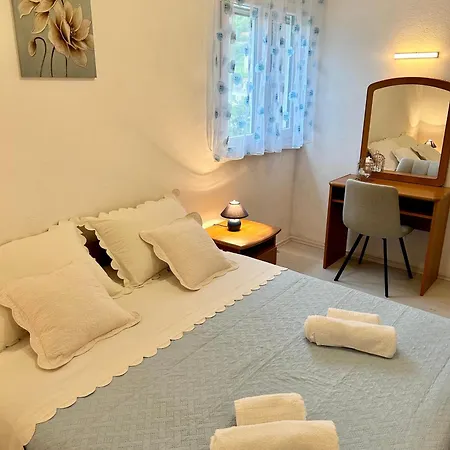 Zorka Apartment Povlja (Brac)